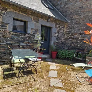 Maisonnette En Centre Bretagne Appartement Laniscat