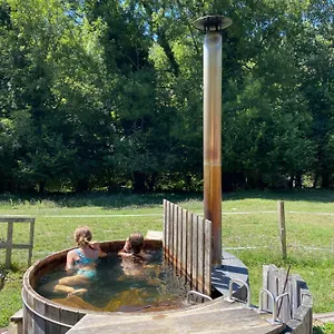 Le Fario, Bain Nordique Hébergement de vacances Frechet-Aure
